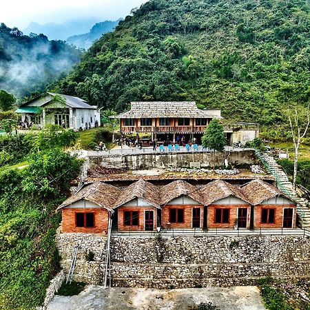 Du Gia Cozy Homestay & Tours Làng Cac Exterior photo