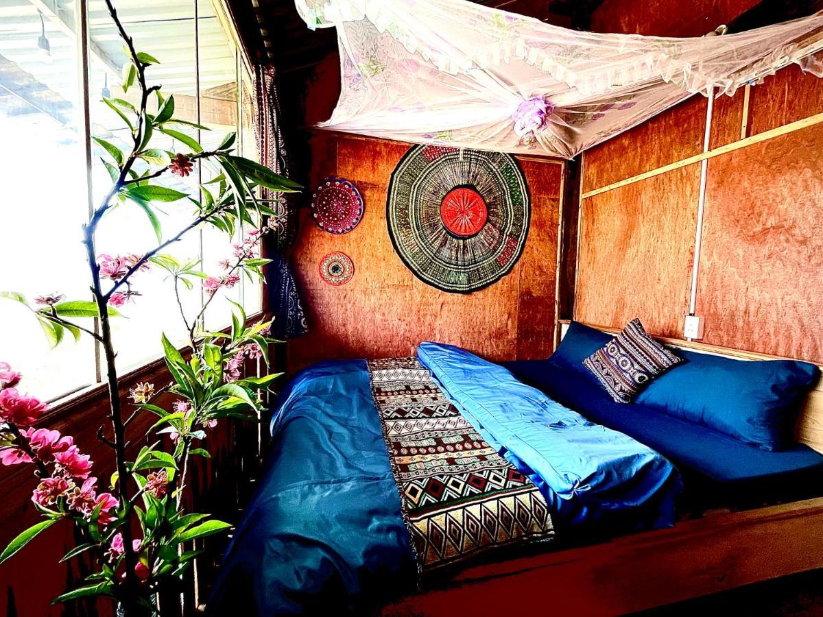 Du Gia Cozy Homestay & Tours Làng Cac Exterior photo