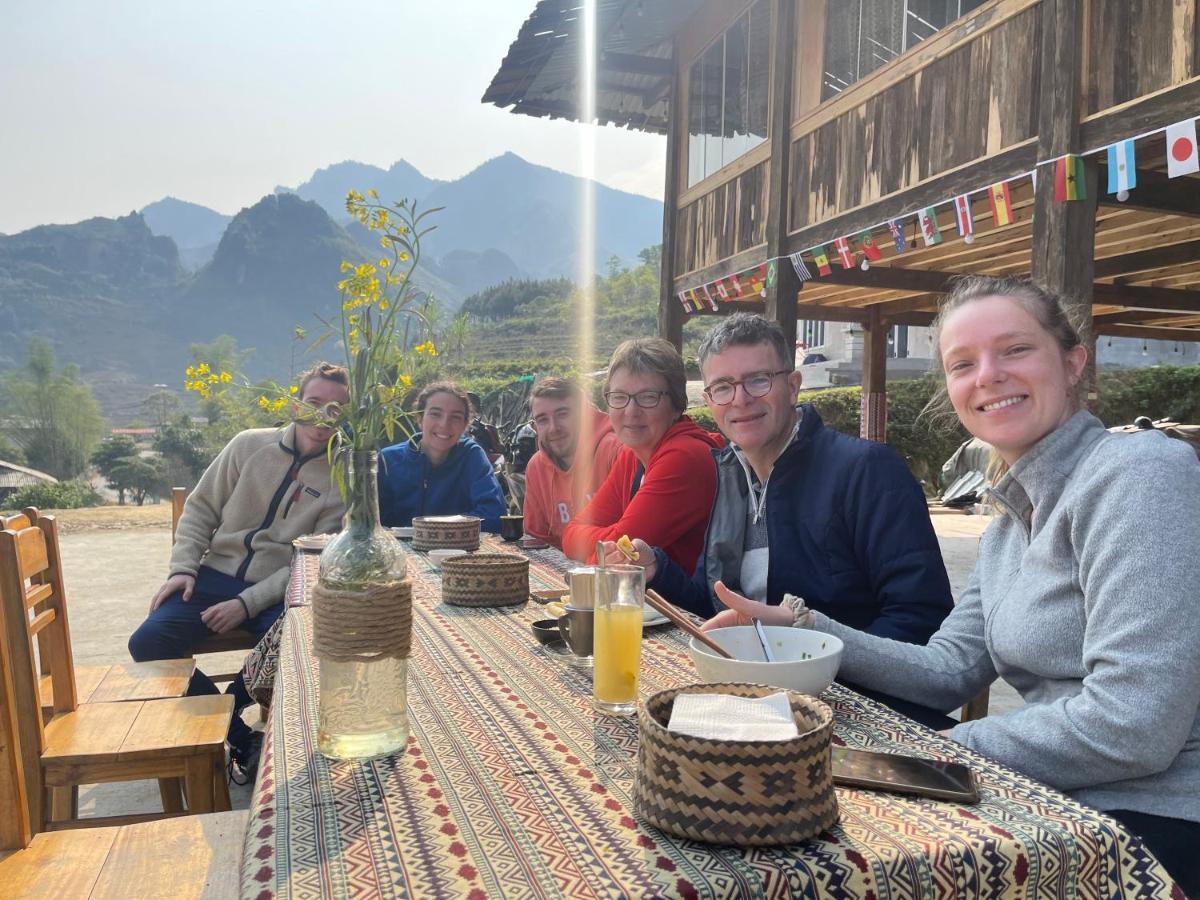 Du Gia Cozy Homestay & Tours Làng Cac Exterior photo